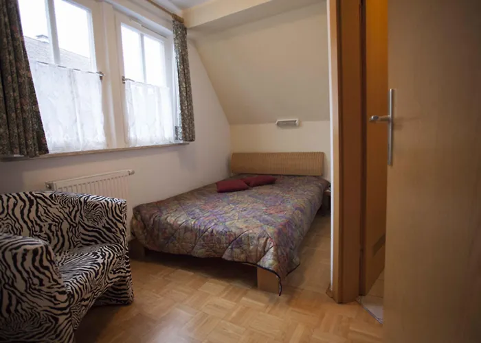 Elke Rothenburg Pensionat 2*